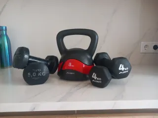 Mancuernas 5kg y 4kg + Kettlebell 8kg