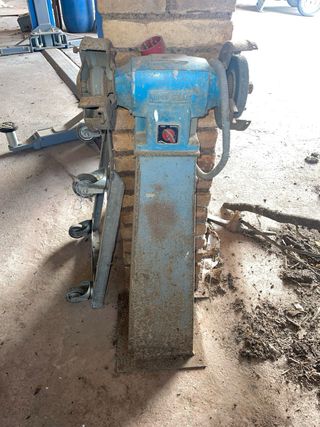 Amoladora de pie trifásica