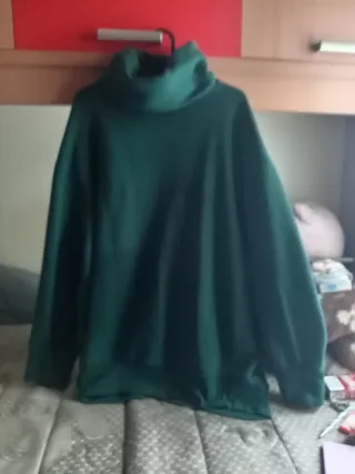 Sudadera Zara cuello alto afelpada Talla Única