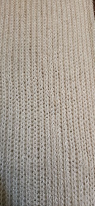 Bufanda de lana con flecos