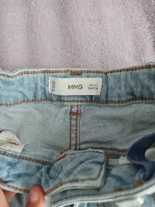 Pantalón corto vaquero azul claro