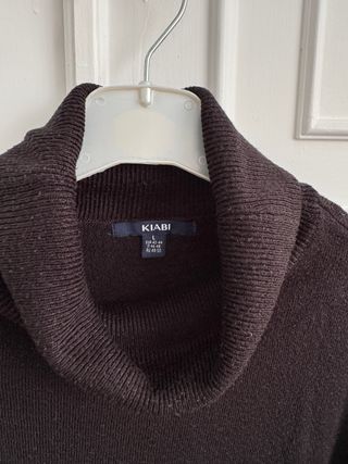 Jersey cuello alto negro