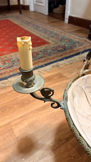 Lámpara antigua de techo