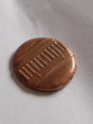 MONEDA 1 CENTAVO LINCOLN.19??.ERROR MAL RECORTADA.