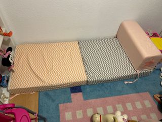 Sofá Cama Futón Vertbaudet Gris y Rosa