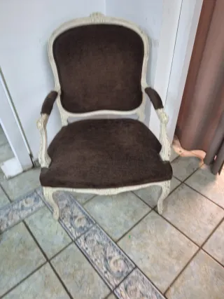 Butaca estilo terciopelo marrón