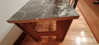 Mesa auxiliar vintage efecto mármol