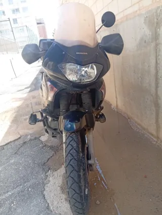 Honda Transalp Trail Moto Negra