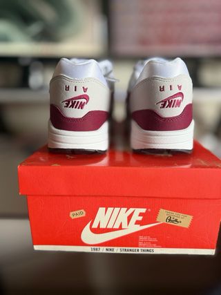 Nike Air Max 1 '87 Stranger Things Steve Harringto