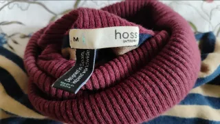 Lote 2 jerseys Hoss cuello vuelto beige/azul