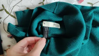 Lote 2 jerseys Hoss cuello vuelto beige/azul