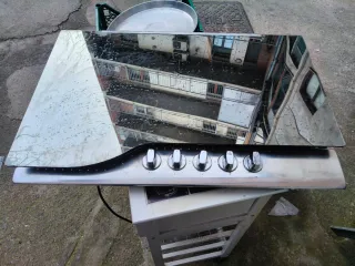 Piano cottura 5 fuochi Hotpoint Ariston