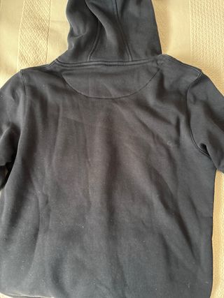 Sudadera Negra con Estampado