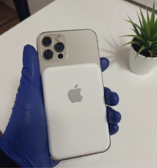 Apple Batteria MagSafe per iPhone