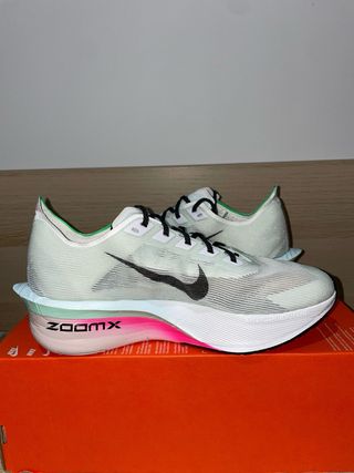 Nike ZoomX Vaporfly Next% 4