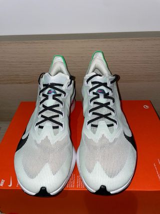 Nike ZoomX Vaporfly Next% 4