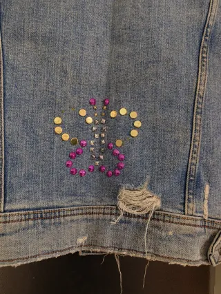 Chaqueta vaquera Zara desgastada