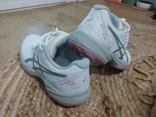 Zapatillas pádel Asics mujer blancas y rosas