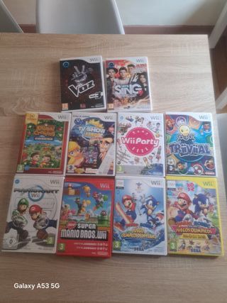 Consola Wii + 4 mandos + cables