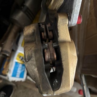 Barras Ducati 999 2005 con pinzas Brembo