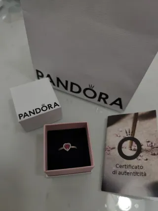 Anello Pandora Cuore Rosso Argento