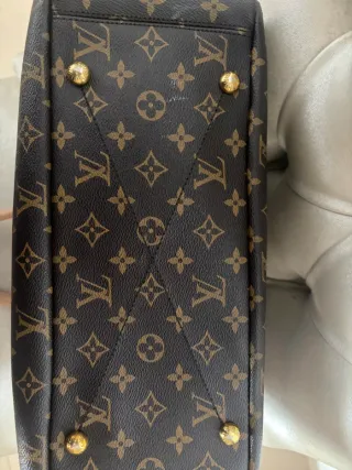 Bolso Louis Vuitton Pallas Marrón y Rojo