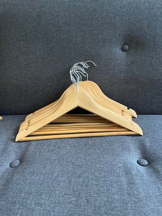 Gancio per Abiti in Legno e Metallo