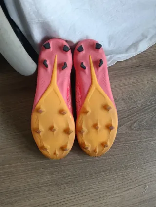 Botas de fútbol talla 36
