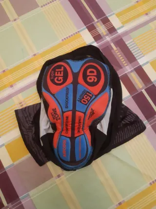 Maillot y culotte ciclismo