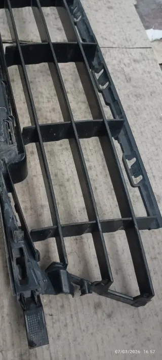 Rejilla Paragolpes delantero Peugeot 207