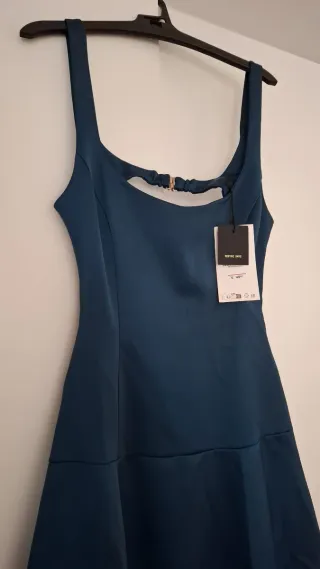 Zara Vestido midi verde pato globo nuevo