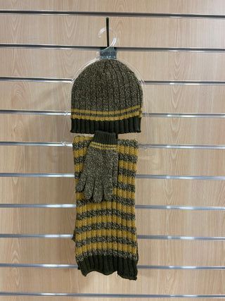 Lote 3 conjuntos infantiles: gorro, bufanda y guan