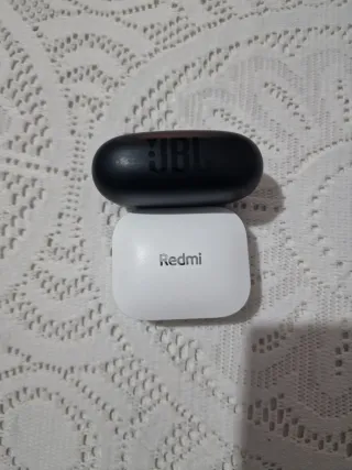 Auriculares JBL Endurance Race y Redmi Buds 5