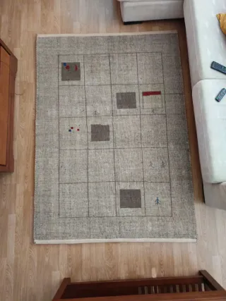 Alfombra beige 140x200