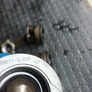 Pistones con bielas motor K9K