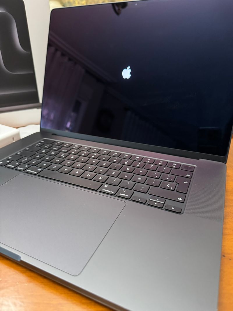Macbook Pro 16 M4 Pro 24GB RAM 512GB + Magic Mouse afbeelding 4