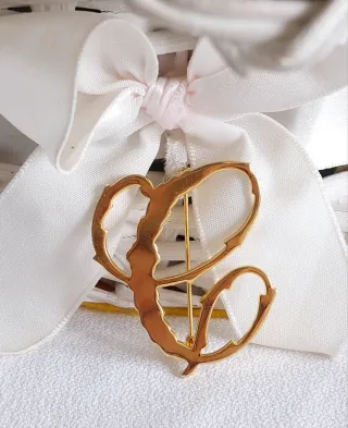 SIN ESTRENAR 2 BROCHES  (3€ CADA UNO)