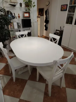 Mesa redonda extensible Ikea blanca