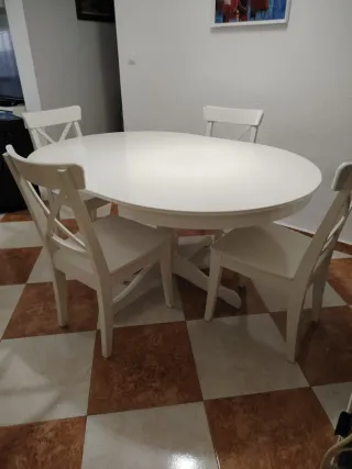 Mesa redonda extensible Ikea blanca