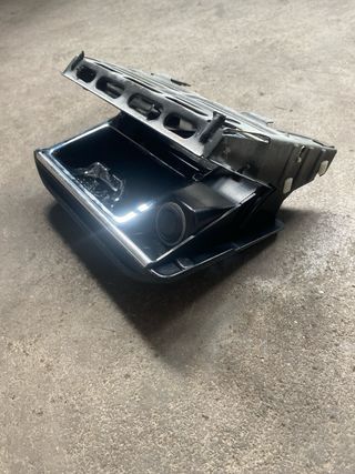 Cenicero Mercedes 190