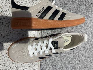 Adidas Spezial Beige/Negras
