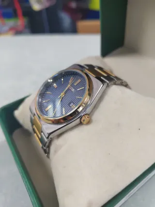 Reloj Oliya Azul y Dorado