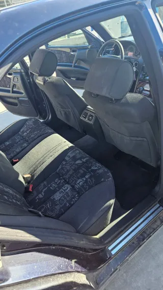 Mercedes-Benz Clase E 2001