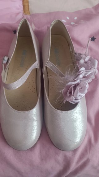 Merceditas ceremonia niña talla 36 en rosa