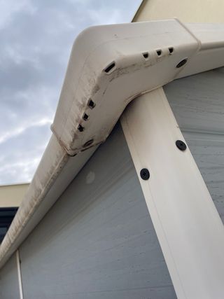 Caseta exterior Keter Manor gris