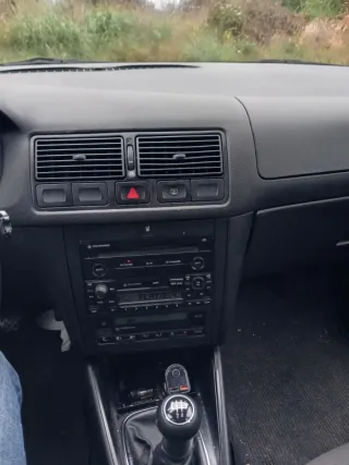 Volkswagen Golf 2002