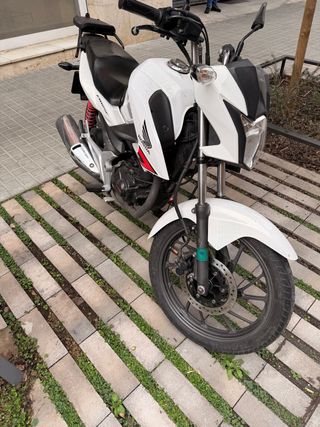 Honda CBF 125 2016 Blanca