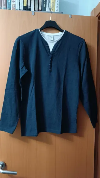 Lote 3 sudaderas talla S chico 3€ todas