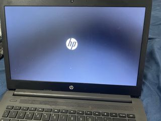 Ordenador portátil HP gris