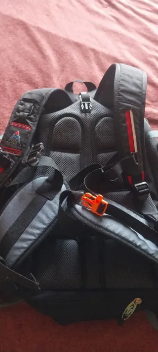 Mochila K2 para Snowboard y Montaña